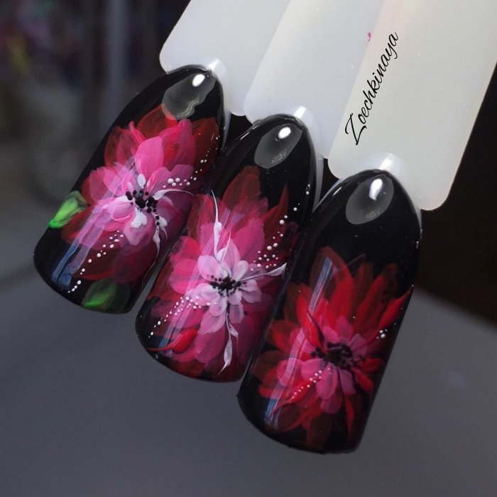 маникюр на 8 марта