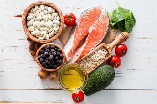 9 лучших продуктов для безупречной кожи