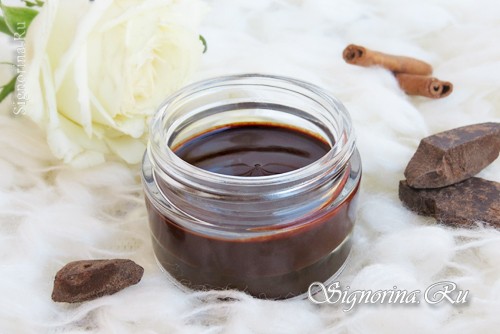 Шоколадная маска для лица с какао и корицей в домашних условиях